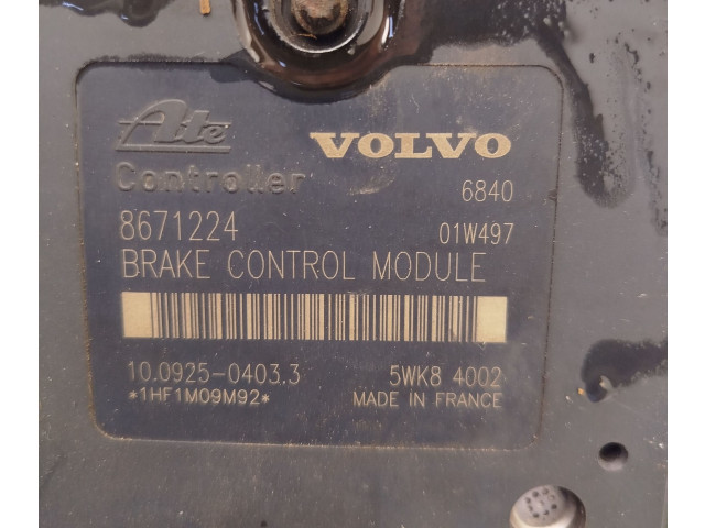 Jednotka ABS 8671224, 8671224   Volvo V70 2002