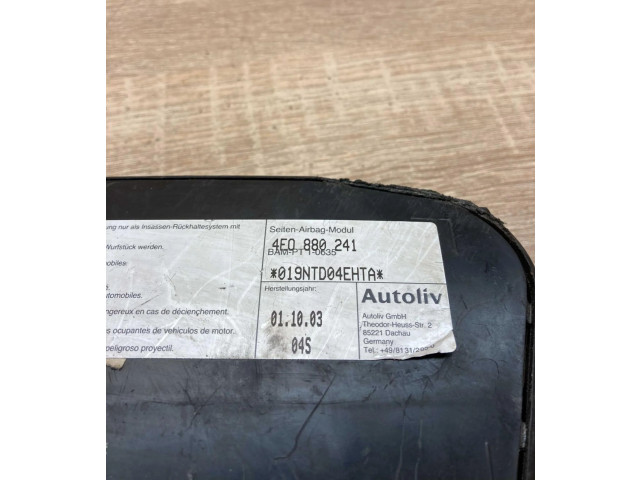 Vstřikovač 4E0880241   Audi A8 S8 D3 4E     