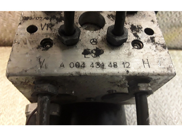 Блок АБС 0044314812, 0130108096   Mercedes-Benz  CLK A208 C208  1997 - 2002 года