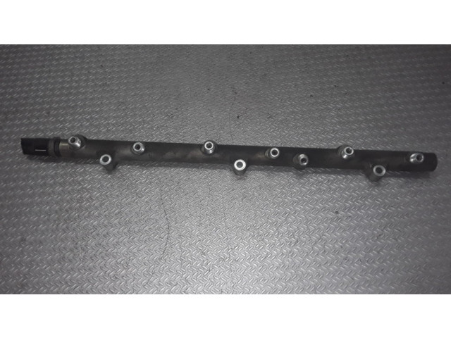 Vstřikovací lišta 0445216002   BMW 5 E39  pro naftový motor 3.0  