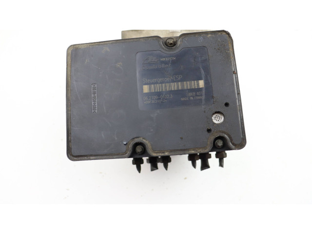 Блок ABS    589203F300, 06210901023   KIA Opirus