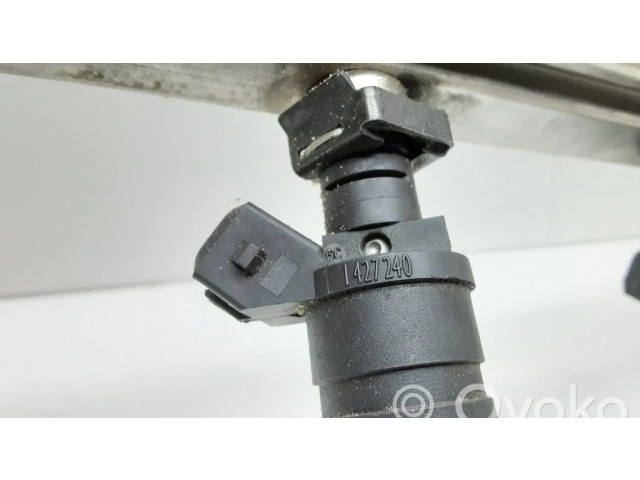 Vstřikovač 9851353, 14279851353   BMW 5 E39  pro benzínový motor 2.0  