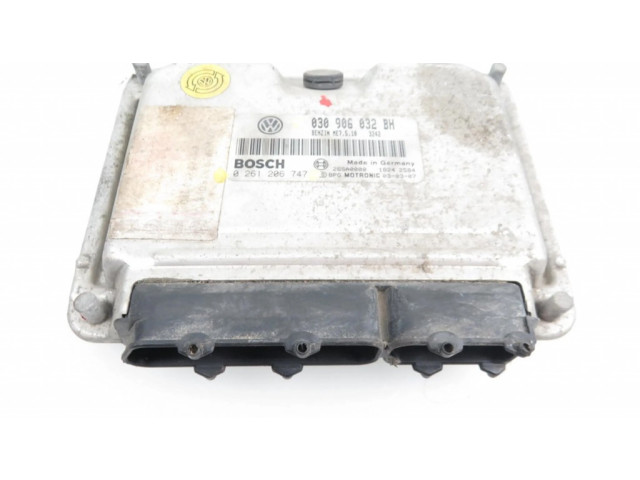 Блок управления двигателя 0261206747, 030906032BH   Volkswagen Lupo