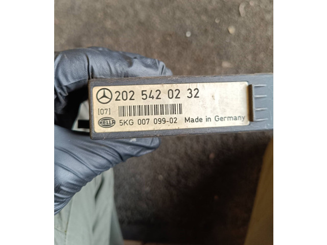 Блок управления 2025420232, 5KG00709902   Mercedes-Benz C W202