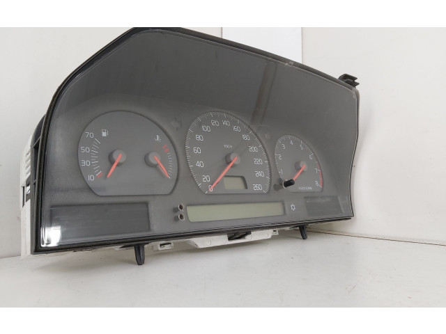 Přístrojová deska  Volvo S70  V70  V70 XC 1998 9166196, 9168144  
