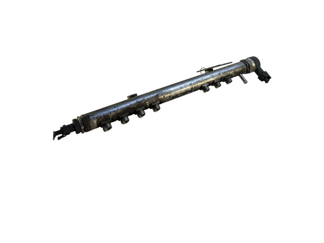 Vstřikovací lišta 30777759, 0445215025   Volvo V60    D5204T3 