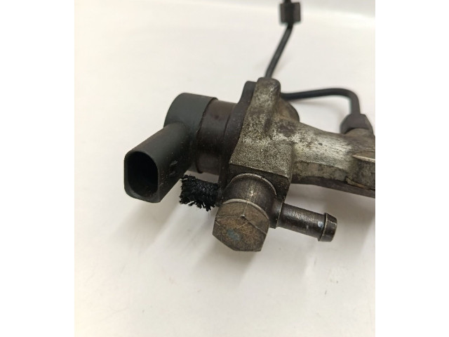 Vstřikovací lišta A6110700095, 0445214004   Mercedes-Benz C W203     