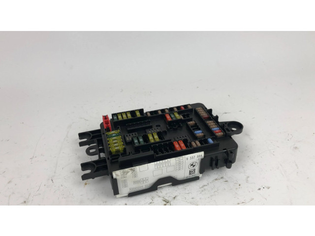 Блок предохранителей  9337884, 8D112013   BMW 3 GT F34    