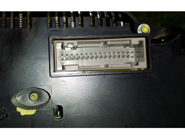 Панель приборов 8K0920980   Audi A4 S4 B8 8K       