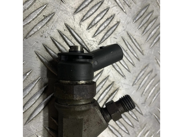 Vstřikovač 0445110209   BMW 3 E90 E91  pro naftový motor 2.0  