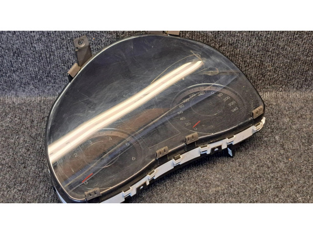 Přístrojová deska  Hyundai i40 2013 940013Z050, 11001783620H  