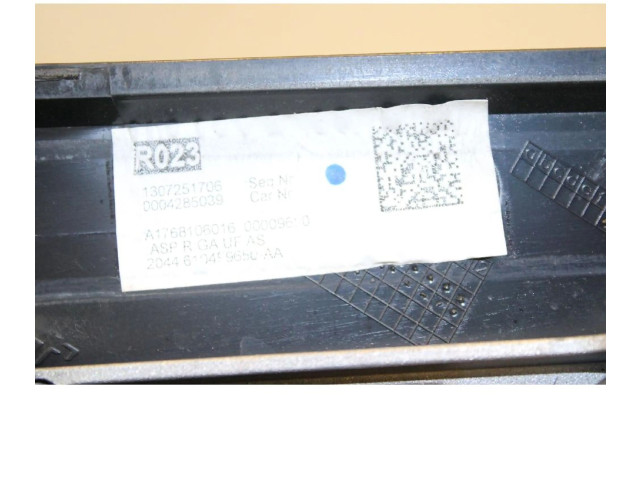 Zpětné zrcátko  Mercedes-Benz A W176 2014  R023  