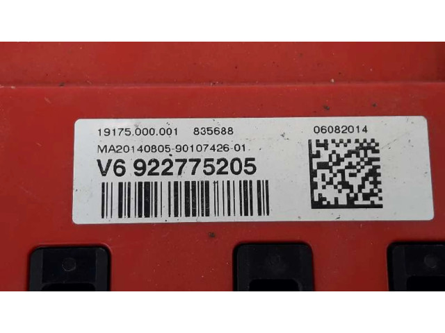   Pojistková skříňka 61149227752, 922775205   BMW M3 2012