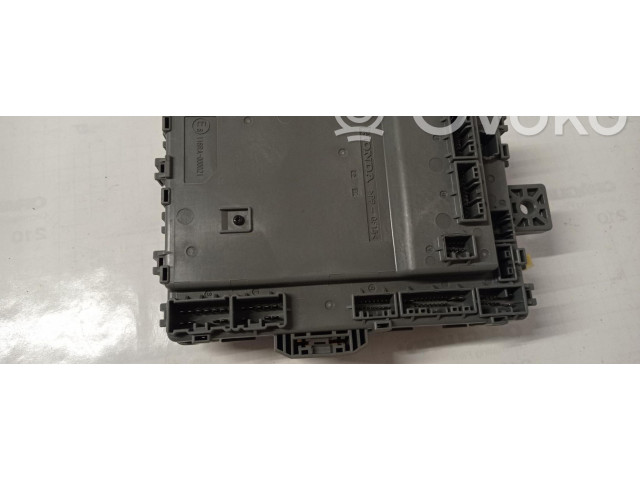 Блок предохранителей TV0G230   Honda Civic    