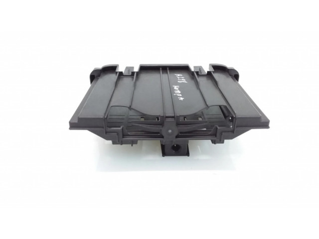 Блок предохранителей 8507703   BMW X3 F25    