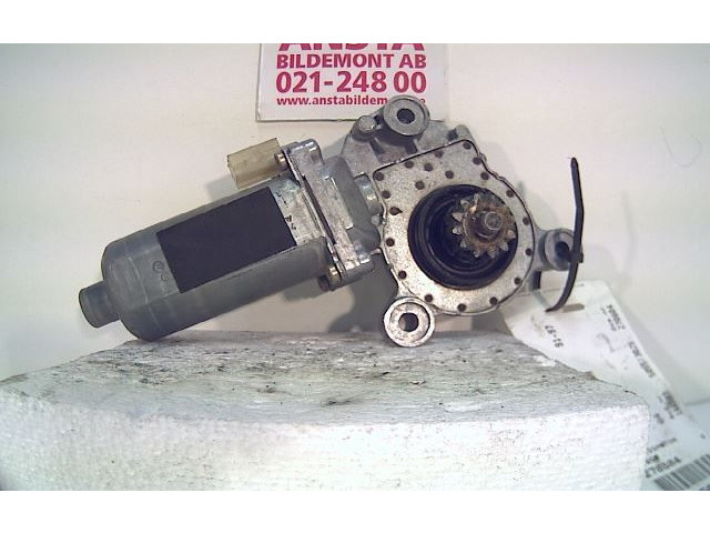 Vstřikovací lišta 680186447000   Volvo 850     