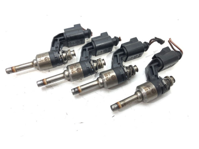 Vstřikovací lišta 03C906036E   Volkswagen Touran I     