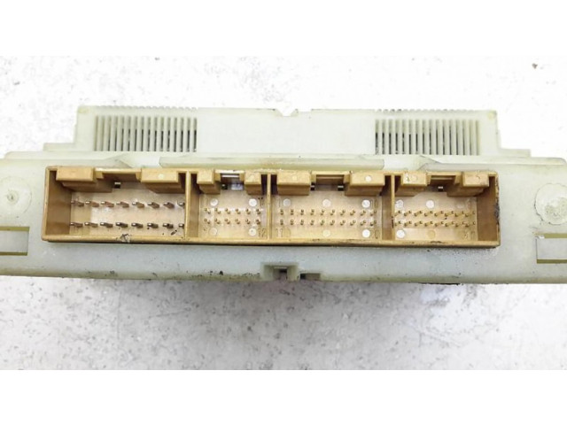 Блок управления климат-контролем 3B1907044A, 5HF00761702   Volkswagen PASSAT