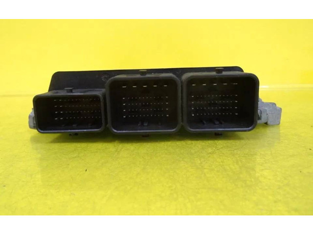 Блок управления двигателя S180075002L   Peugeot 5008