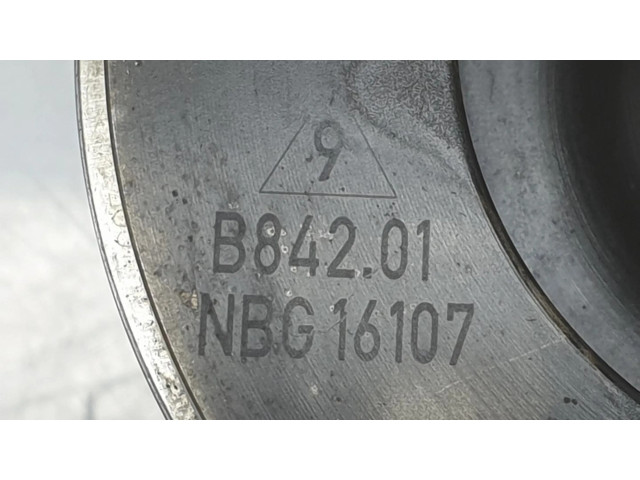 Píst 11258571012, 1212CD   BMW 2 F22 F23  pro naftový motor   