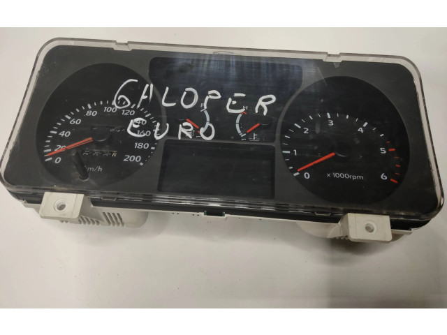 Přístrojová deska  Hyundai Galloper 1999   