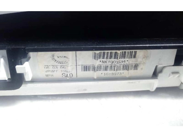 Přístrojová deska  Nissan Navara  24810EB30E  