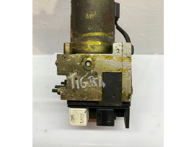 Jednotka ABS 3261032202   Opel Corsa  1995