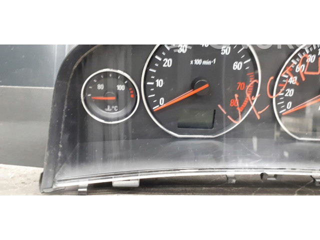 Панель приборов 13136739JG   Opel Signum       