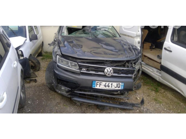Вентилятор печки    5Q0121203DE, 5Q0121203DE   Volkswagen Tiguan