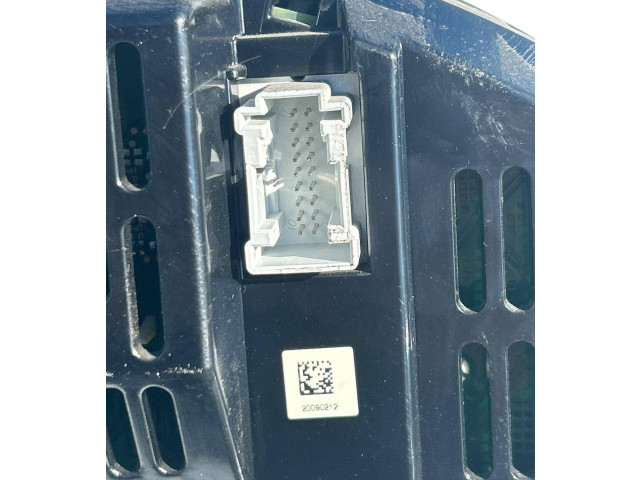 Přístrojová deska  Mercedes-Benz E W212 2009 A2129000001, A2129020501  