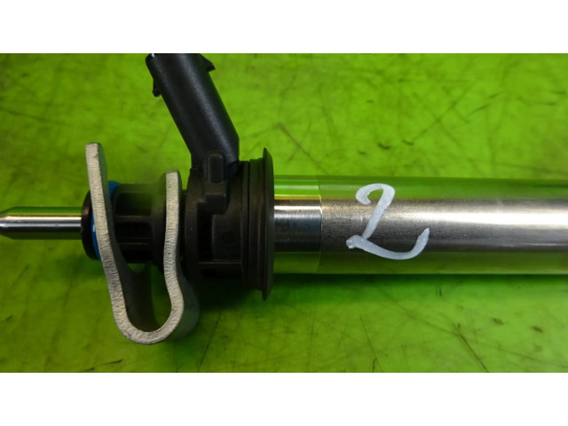 Vstřikovač A2560700187   Infiniti QX30  pro benzínový motor 2.0 270.920 