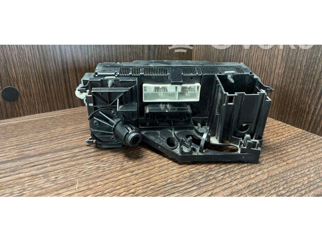 Блок управления климат-контролем 1K0820047JN   Volkswagen Caddy