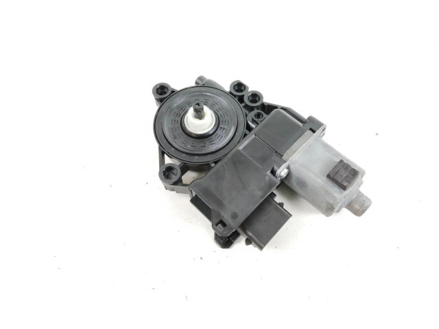 Передний двигатель механизма для подъема окон 82460CV010, F00S1W2418    KIA EV6