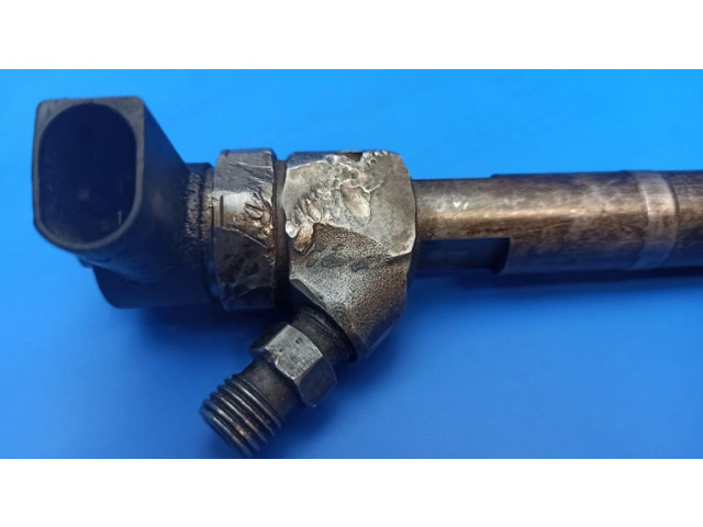 Vstřikovač A6110700887, 0445110070   Mercedes-Benz Vito Viano W639  pro naftový motor 2.2  