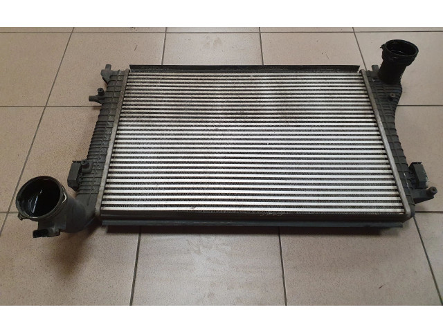 Интеркулер  1K0145803H   Volkswagen Caddy 