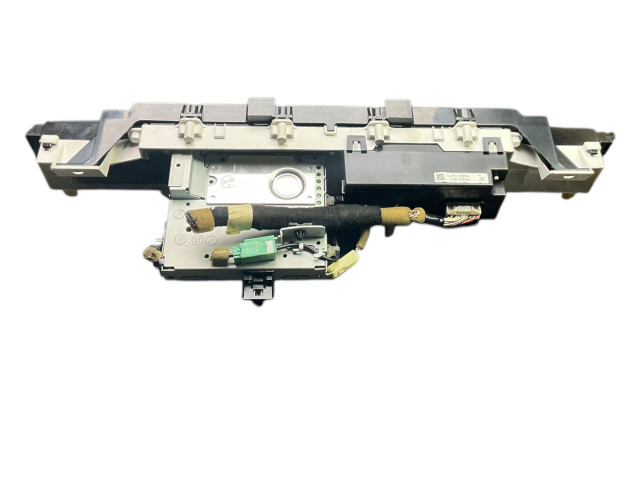 Дисплей    EH70611J0D, 4685000075   Mazda CX-7