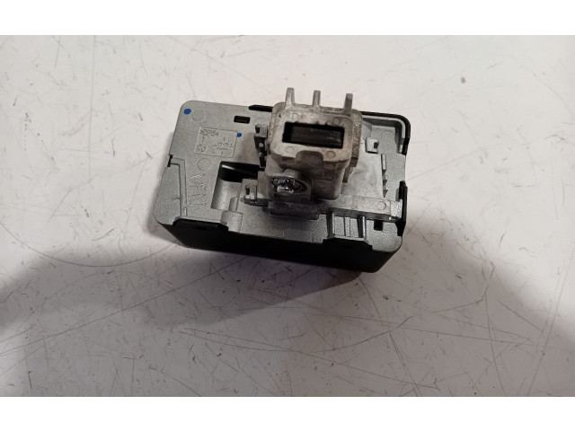 Řídící jednotka 487008065R   Renault Arkana 2023