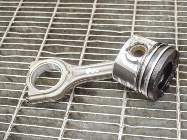 Píst 0628V1, 060392   Peugeot 308  pro naftový motor 1.6 9HX (DV6ATED4) 