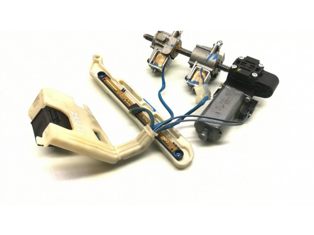  рейка  Колонка рулевая 0390203251, 832127B   Land Rover Discovery 3 - LR3 2005-2009 года