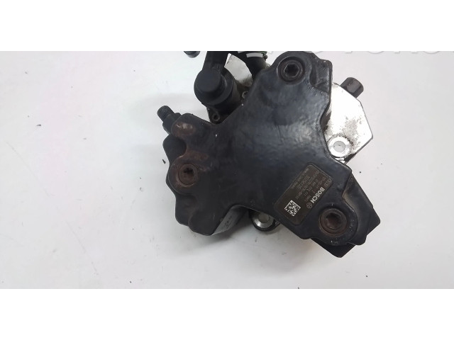 Vstřikovací čerpadlo 30756125   Volvo XC70    d5244t4 