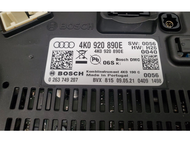Панель приборов 4K0920890E   Audi Q8       