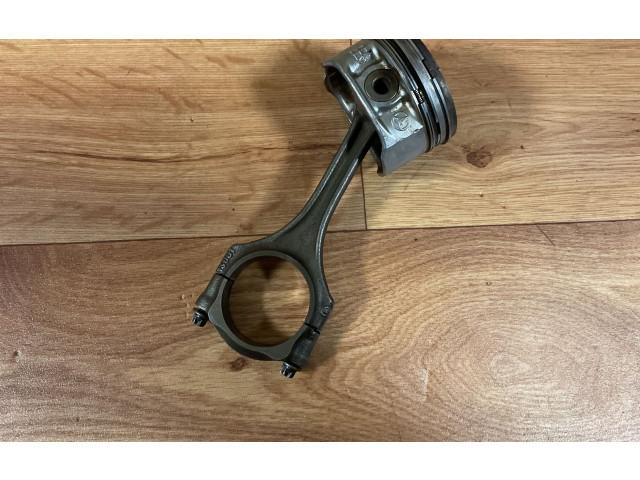 Поршень  16001  Smart ForTwo I  