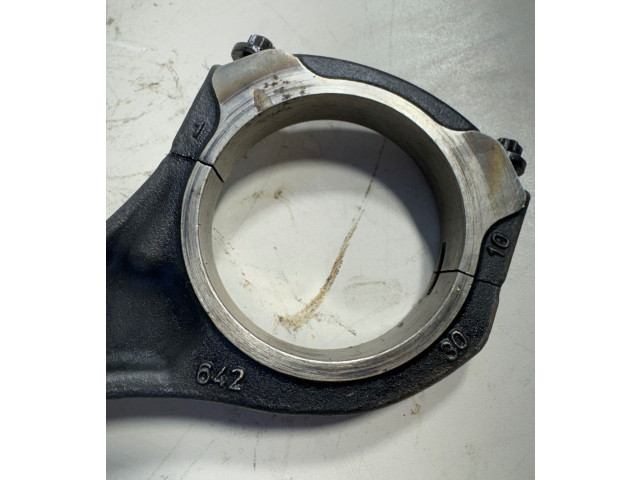 Píst 8340F   Mercedes-Benz ML W164    642.940 