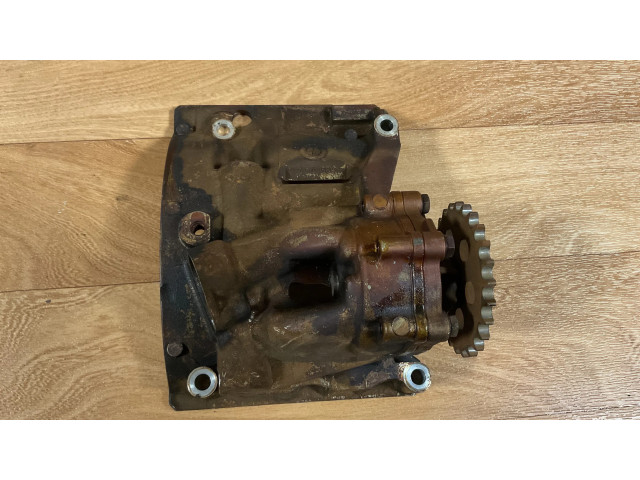 Čerpadlo oleje 7501569   BMW 5 E60 E61 2.5  