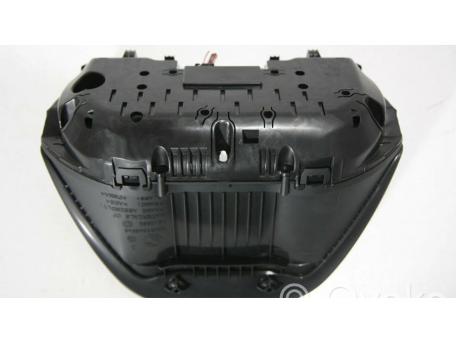 Přístrojová deska  BMW 1 F20 F21 2017 K002579, 62108794205  