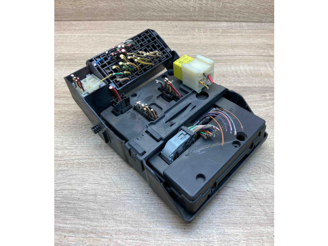Блок предохранителей 7703297929, 1096033G   Renault Megane I    