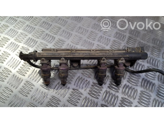 Топливная рампа 7700114546   Renault Clio II 1.2 
