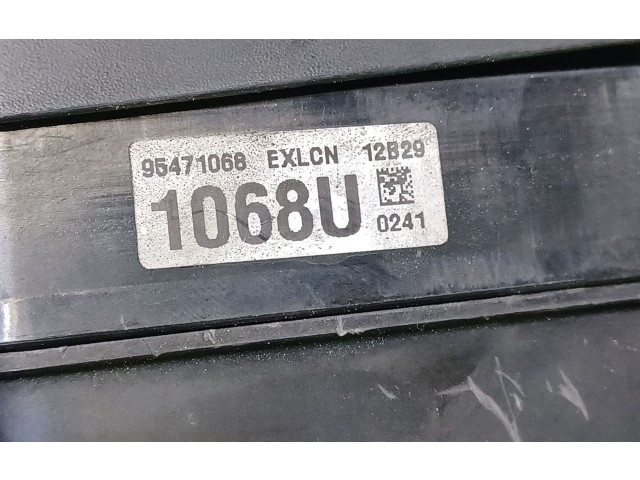   Pojistková skříňka 95471068, 95471068   Chevrolet Captiva 2012