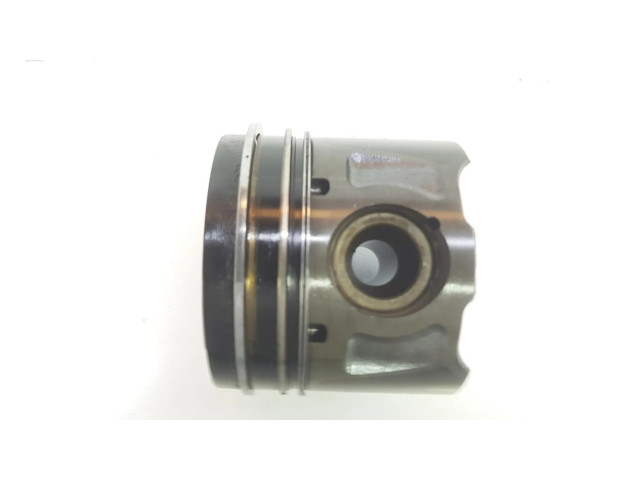Píst LR022444   Land Rover Discovery Sport  pro naftový motor 2.2 224DTD 