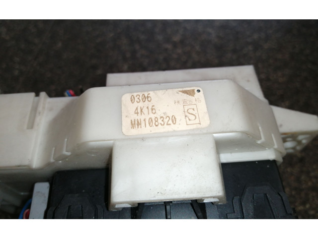 Блок предохранителей MN108320S, MN108320   Mitsubishi Colt CZ3    